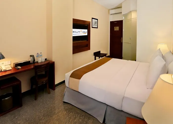 Hotel Kutabex Beachfront Hotel