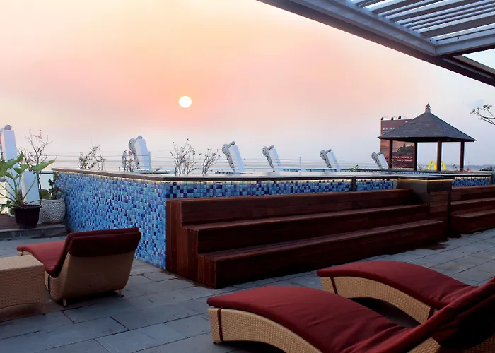 Kutabex Beachfront Hotel Hotel 3*