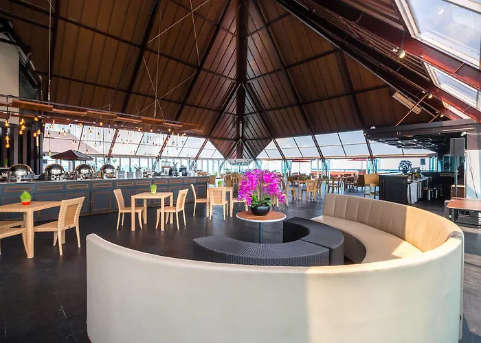 Hotel Kutabex Beachfront Hotel