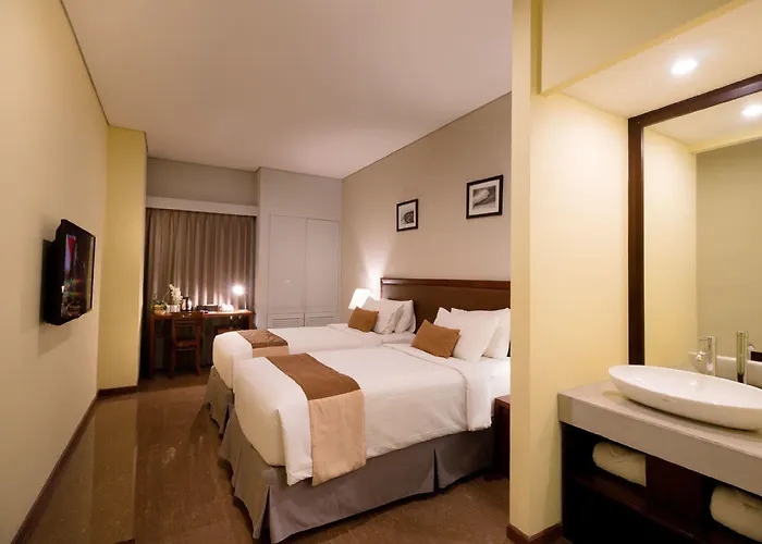 Kutabex Beachfront Hotel Hotel