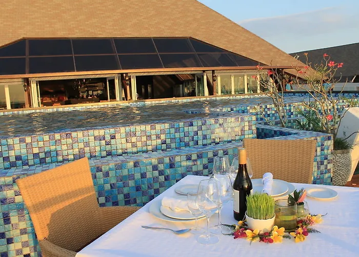 Kutabex Beachfront Hotel